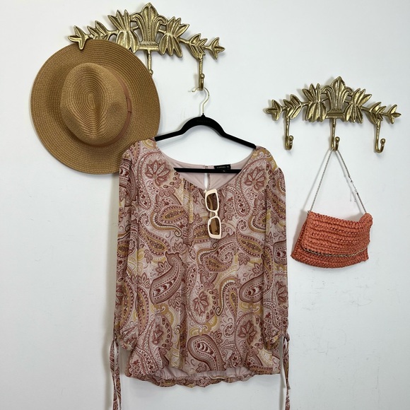 Paisley chic belle sleeve blouse Xl - Picture 3 of 10